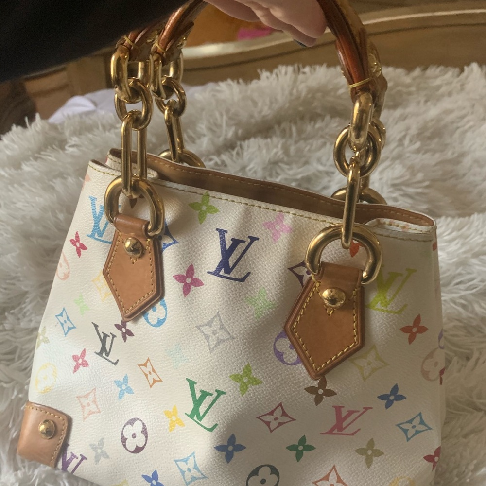 Louis vuitton bag